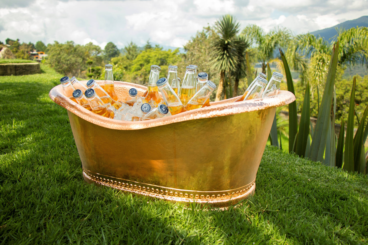 Hammered Copper Tub Cooler, 30" Oval