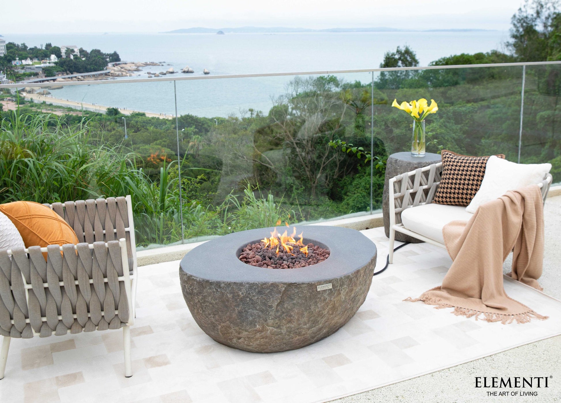 Elementi Boulder Fire Table - outdoor lifestyle