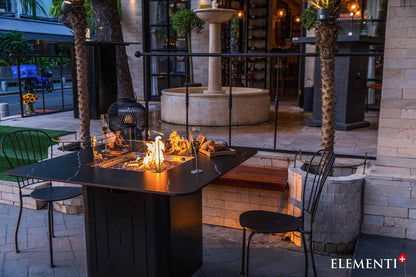 Elementi Plus Brugge Dining Fire Table evening ambiance